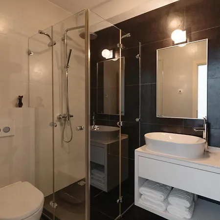 וילה Villasvilla *